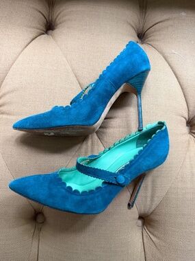 Manolo Blahnik Mary Jane Teal